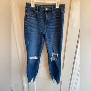 American eagle ripped skinny jeans